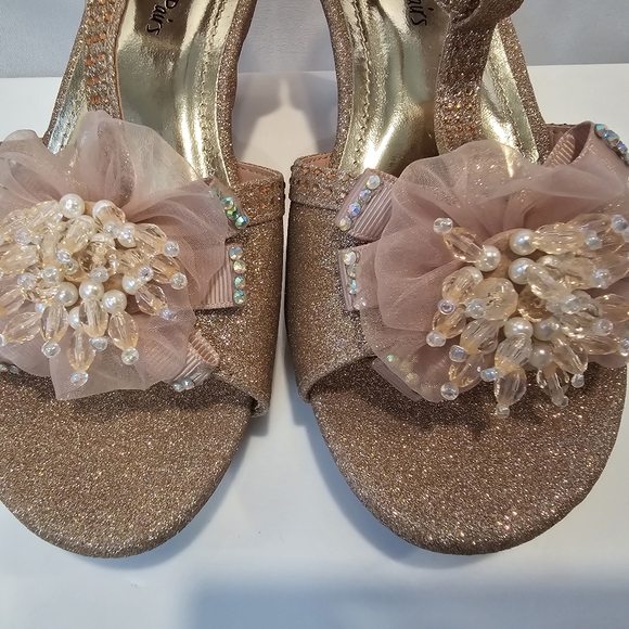 DREAM PAIRS Girls Sandals - Picture 2 of 6